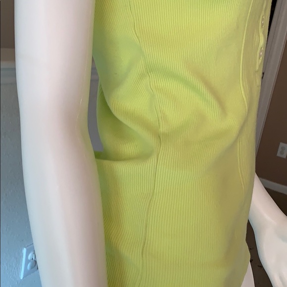 Top - Picture 3 of 5